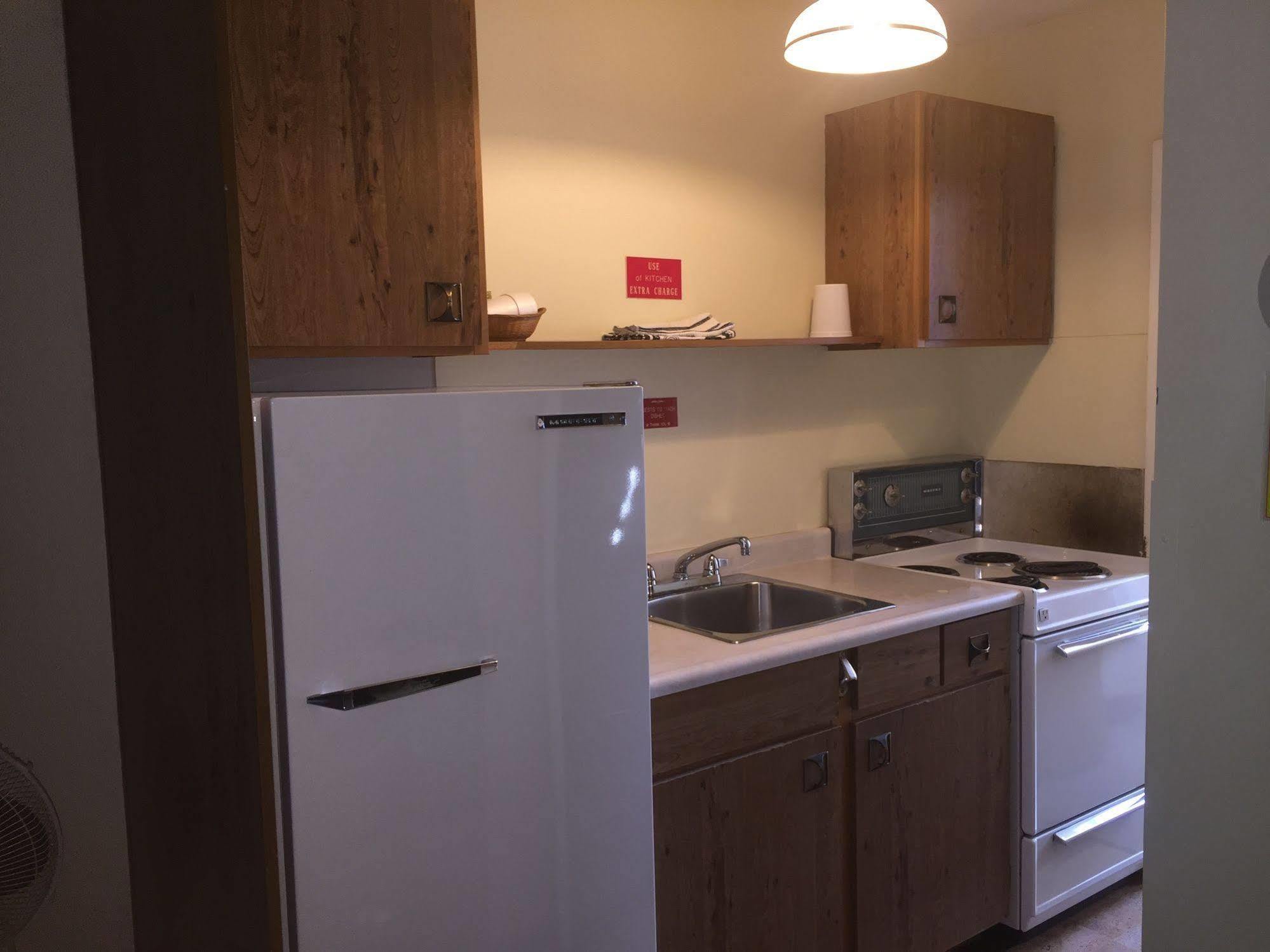 Tyee Village Motel Port Alberni Kültér fotó